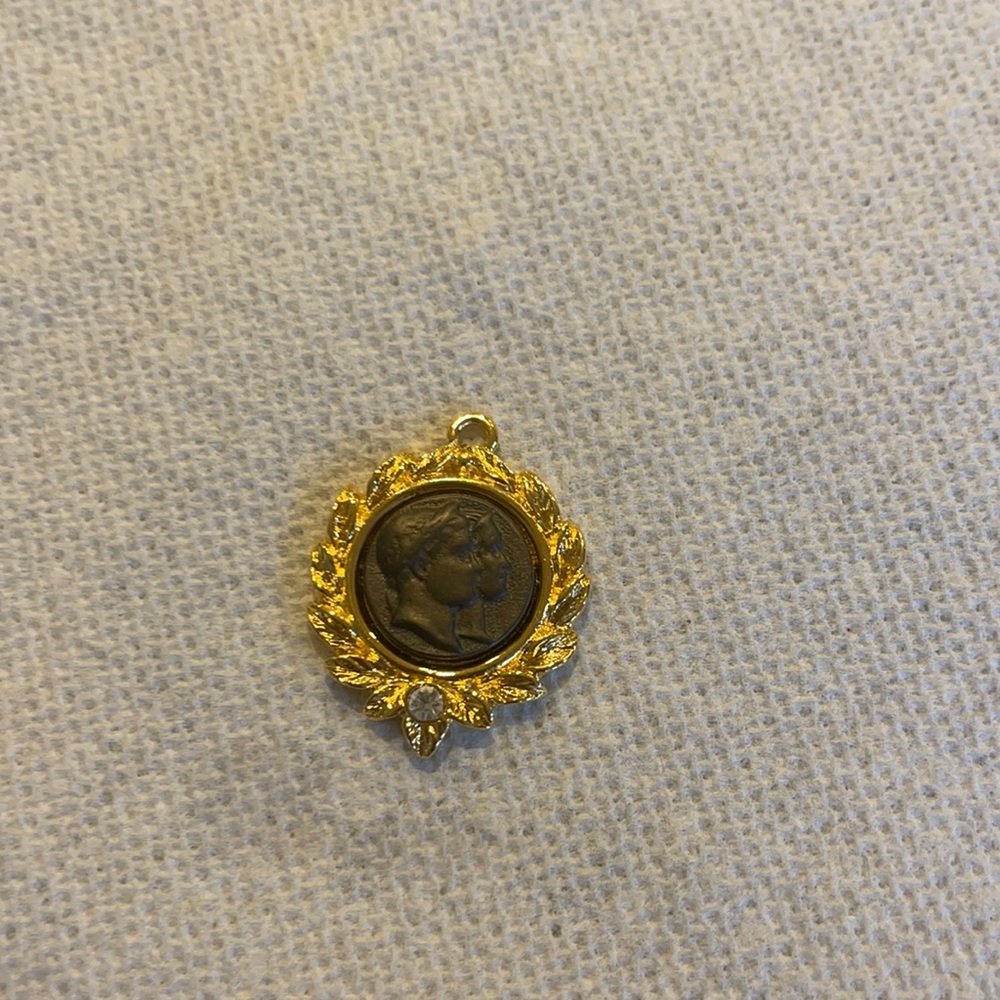 Gold Necklace Pendant